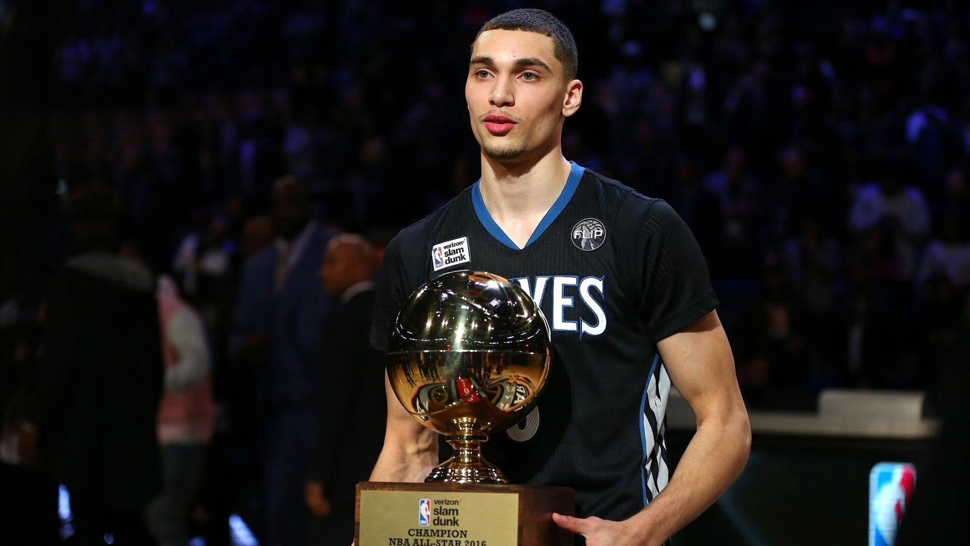 恩多耶-布鲁阿尔冲刺阶段展现王者气质，恩布里奥百度百科